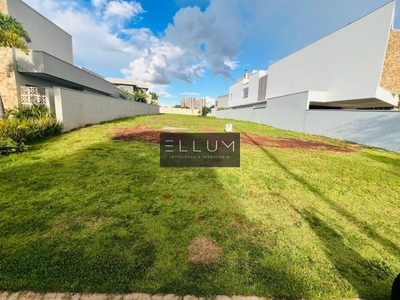 Loteamento e Condomínio, 606 m² - Foto 1
