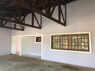 Casa, 3 quartos, 191 m² - Foto 1