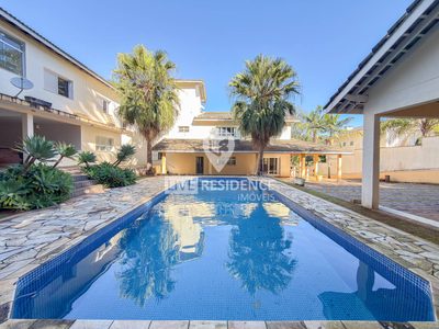 Casa, 4 quartos, 827 m² - Foto 1