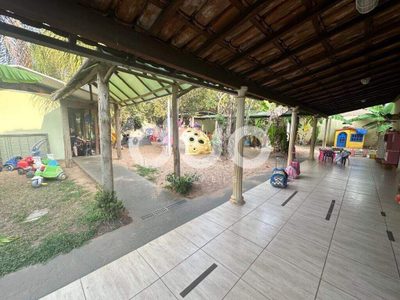 Casa, 7 quartos, 358 m² - Foto 1
