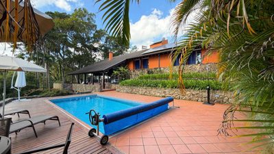 Casa, 5 quartos, 276 m² - Foto 1