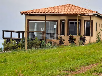 Sítio, 2 quartos, 1500 m² - Foto 1