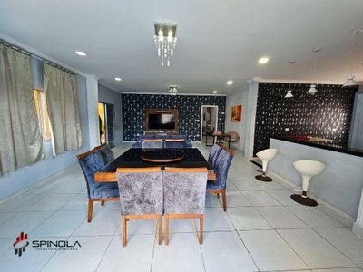 Casa, 4 quartos, 447 m² - Foto 1