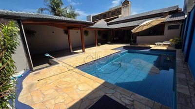 Casa, 3 quartos, 269 m² - Foto 1
