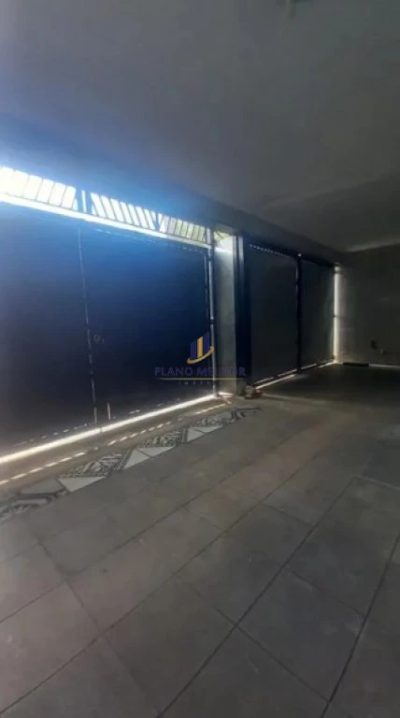 Casa, 3 quartos, 241 m² - Foto 1