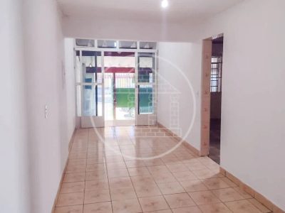 Casa, 3 quartos, 130 m² - Foto 2