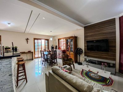 Sobrado, 3 quartos, 145 m² - Foto 1