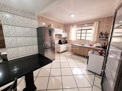 Casa, 3 quartos, 186 m² - Foto 2