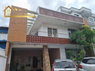 Casa, 3 quartos, 304 m² - Foto 1