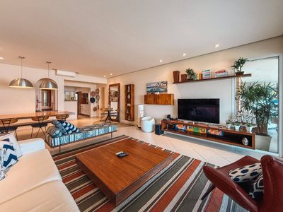 Apartamento, 4 quartos, 214 m² - Foto 1