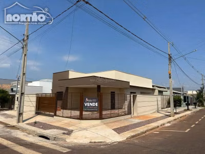 Casa, 3 quartos, 136 m² - Foto 1