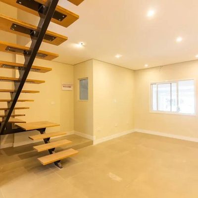 Sobrado, 5 quartos, 235 m² - Foto 2