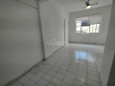 Apartamento, 1 quarto, 29 m² - Foto 4