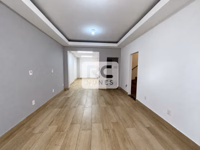 Casa, 1 quarto, 232 m² - Foto 1