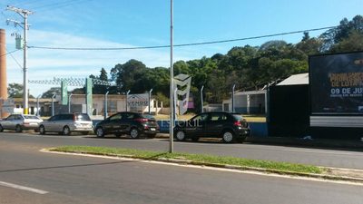 Loteamento e Condomínio - Foto 1