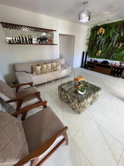 Casa, 4 quartos, 171 m² - Foto 1