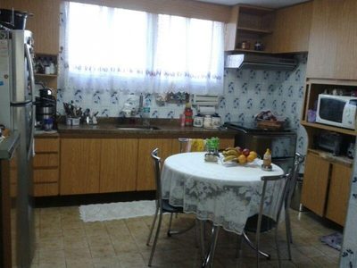 Sobrado, 3 quartos, 200 m² - Foto 2