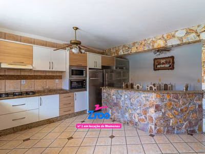 Apartamento, 3 quartos, 150 m² - Foto 1