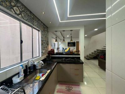 Casa, 4 quartos, 190 m² - Foto 2