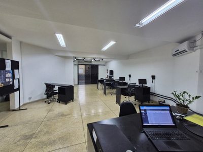 Loja-Salão, 200 m² - Foto 2