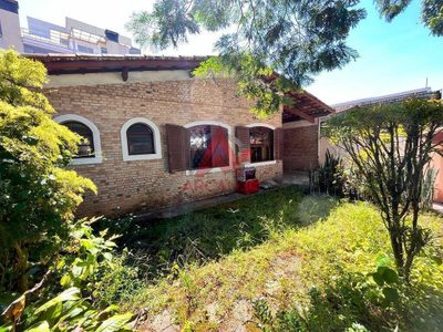 Casa, 5 quartos, 206 m² - Foto 3