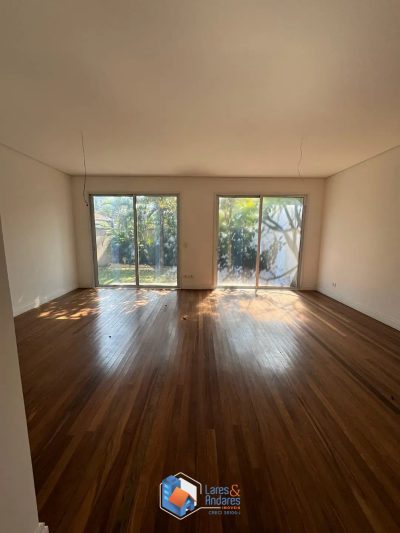 Casa, 4 quartos, 320 m² - Foto 1