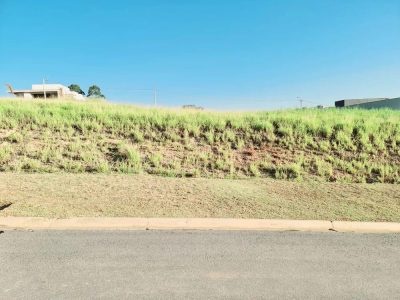 Loteamento e Condomínio, 360 m² - Foto 1