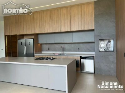 Casa, 1 quarto, 248 m² - Foto 4