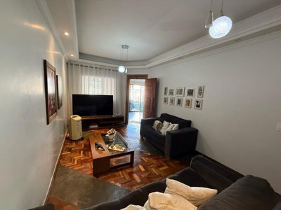 Casa, 3 quartos, 270 m² - Foto 1