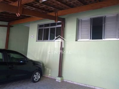 Casa, 4 quartos, 165 m² - Foto 1