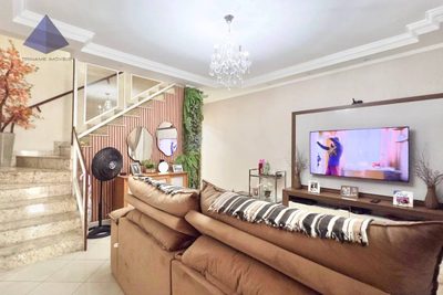 Sobrado, 3 quartos, 180 m² - Foto 1
