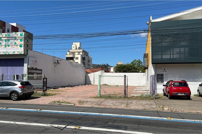 Loteamento e Condomínio, 750 m² - Foto 2