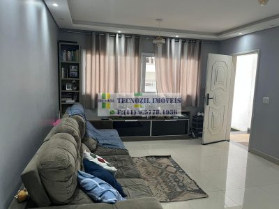 Sobrado, 3 quartos, 200 m² - Foto 1