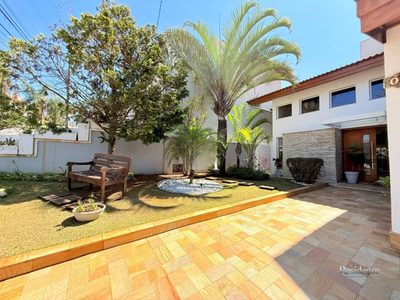 Sobrado, 4 quartos, 338 m² - Foto 1