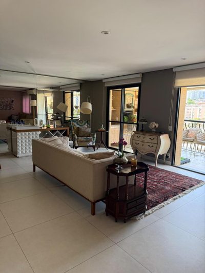Apartamento, 3 quartos, 146 m² - Foto 1