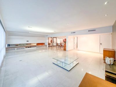 Apartamento, 3 quartos, 235 m² - Foto 1
