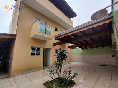 Casa, 4 quartos, 160 m² - Foto 1