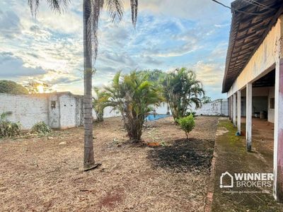 Chácara, 3 quartos, 750 m² - Foto 2