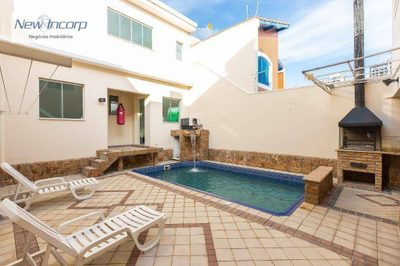 Sobrado, 4 quartos, 220 m² - Foto 1