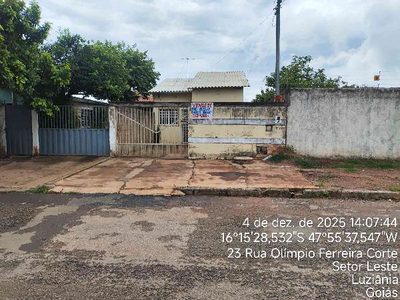 Casa, 3 quartos, 196 m² - Foto 1