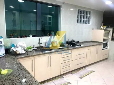 Sobrado, 4 quartos, 289 m² - Foto 3