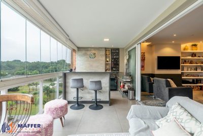 Apartamento, 3 quartos, 161 m² - Foto 2