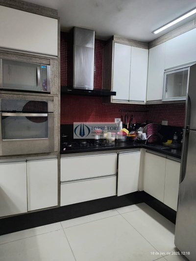 Casa, 3 quartos, 168 m² - Foto 1