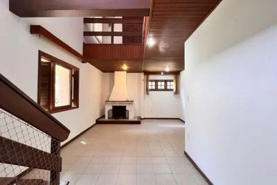 Casa, 3 quartos, 360 m² - Foto 1