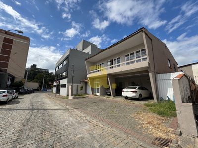 Casa, 7 quartos, 372 m² - Foto 1