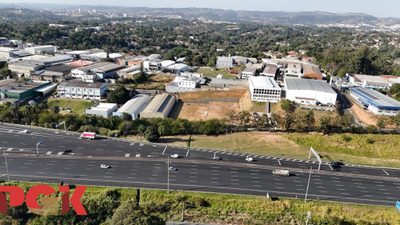 Loteamento e Condomínio, 2600 m² - Foto 4