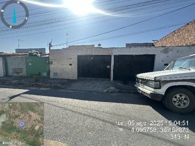 Casa, 2 quartos, 282 m² - Foto 1