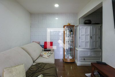 Casa, 3 quartos, 250 m² - Foto 2