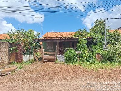 Casa, 2 quartos, 180 m² - Foto 1