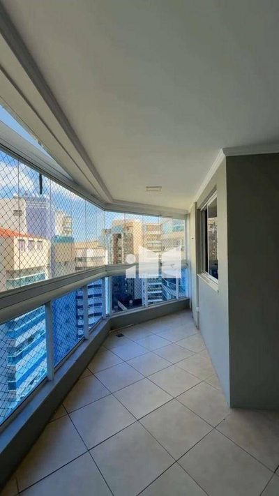 Apartamento, 3 quartos, 130 m² - Foto 1